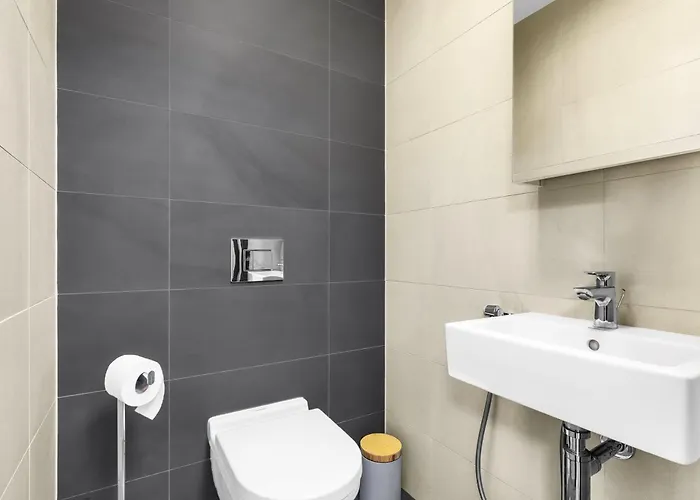 Skypark's Modern Lejlighed *